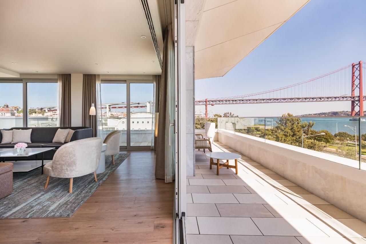 Three-Bedroom Apartment River View